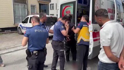 Komşusuna saldırıp köpeğini yaralayan bıçaklı saldırgan gözaltına alındı