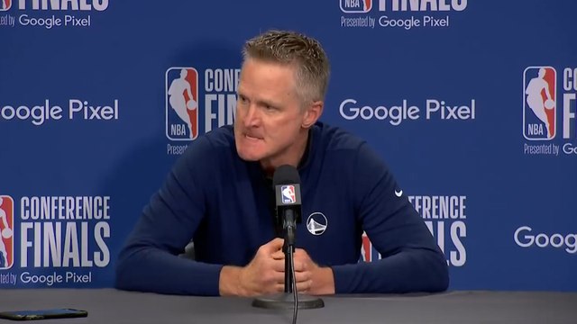 Tuerie au Texas : la colère d'un coach NBA après la mort de 19 enfants dans leur école