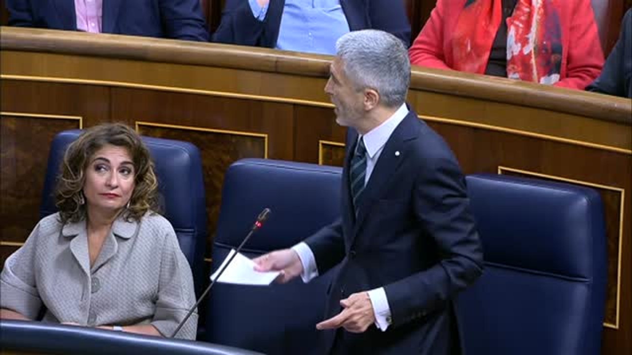 Marlaska insiste en que solo se interceptan comunicaciones "bajo el amparo del poder judicial"