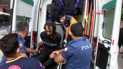 6 katlı binada korku dolu anlar! Evinden bahçeye atlayıp dehşet saçtı
