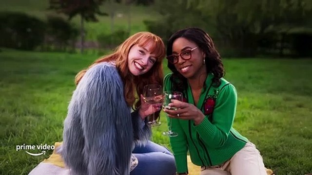 Chloe Saison 1 - Trailer (EN)