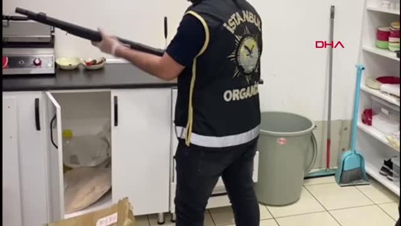 Akaryakıt istasyonu işletmesi için çatışma hazırlığındaki gruplara operasyon