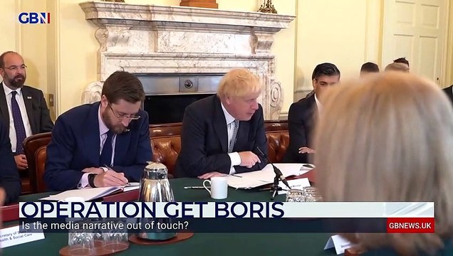 Le Premier ministre britannique dit assumer la pleine responsabilité des infractions au confinement commises lors de fêtes dans les cercles du pouvoir