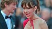 Festival de Cannes : Sophie Marceau en combinaison rouge incendiaire met le feu à la Croisette !