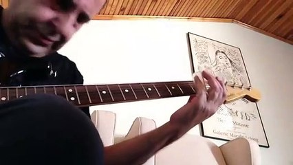 Üçüncü kez kansere yakalanan Özkan Uğur'dan gitar performansı paylaşımı