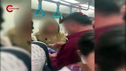 Marmaray'da taciz iddiası: Kadınların fotoğraflarını çekip arkadaşına gönderdi