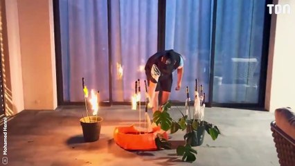 Mohamed Henni met le feu à sa maison !