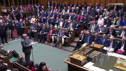 Reino Unido | Johnson pide disculpas y se niega a dimitir por las fiestas ilegales en Downing St.