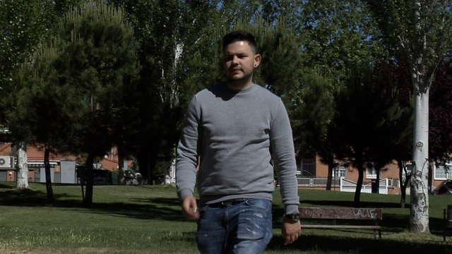 ¿Dónde están las camareras?: ¿Quién va a querer estar trabajando 12 horas al día toda la semana por mil euros?