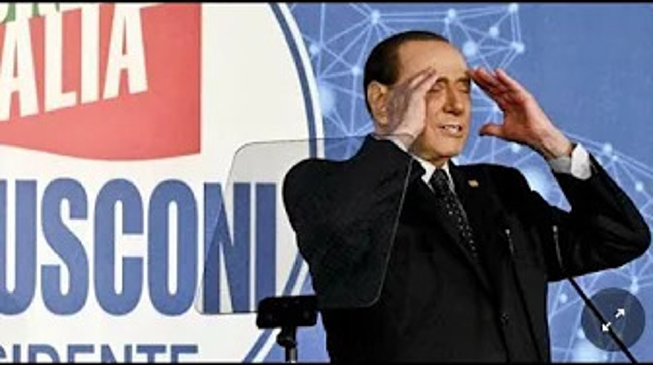 Berlusconi, Ruby ter. «L'ex premier garantì alle ragazze un reddito di 2.500 euro e una casa».