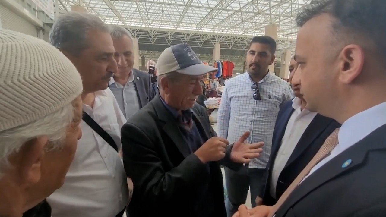 AKP’nin kalesinde hayat pahalılığına isyan eden vatandaş: Buramıza kadar geldi, bizi kurtarın!