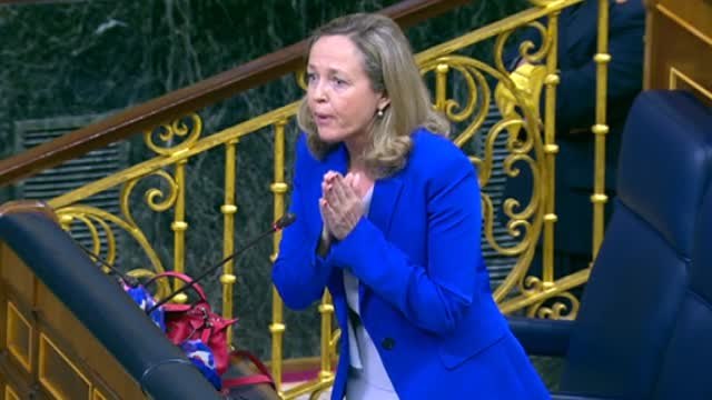 Las armas se cuelan en el debate del Congreso