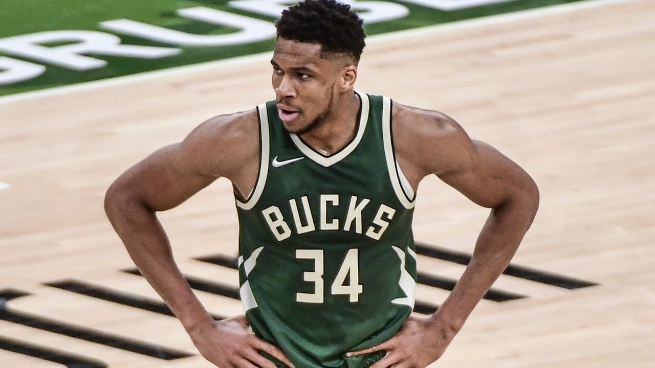 Giannis Antetokounmpo Leads All-NBA 1st Team