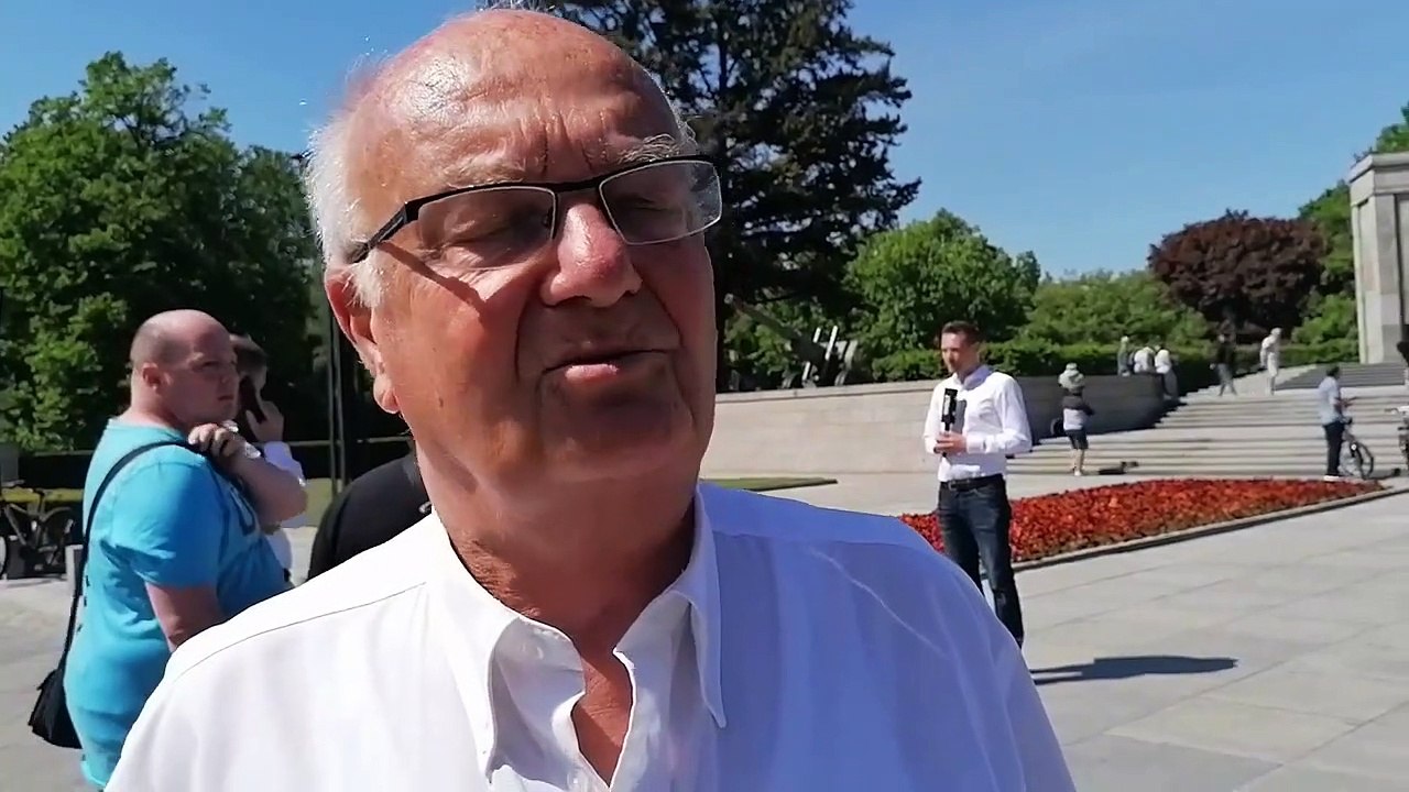 DER VOLKSLEHRER : Vernünftiges von links | IM GESPRÄCH