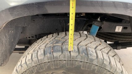 Third-Generation Toyota Tacoma Gets a Rear Lift Install