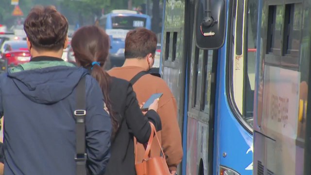 [날씨] 오늘 맑고 때 이른 더위 주춤...중부 곳곳 강풍 / YTN