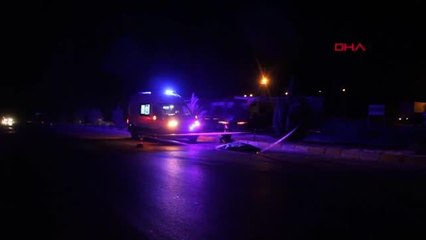 YEMEK YEDİKTEN SONRA ARACININ YANINA GİDERKEN KAZADA ÖLDÜ