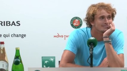 Zverev estalla contra un periodista y con toda la razón del mundo: vean la escena