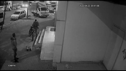 EŞİNİN AMELİYATI İÇİN SATACAĞI ELEKTRİKLİ BİSİKLETİ ÇALINDI