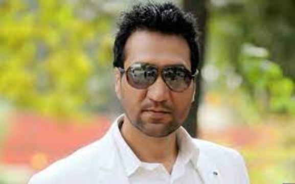 ਵਿਵਾਦਾਂ 'ਚ ਪੰਜਾਬੀ ਗਾਇਕ Satwinder Bugga | ਭਰਾ ਨੇ ਲਾਏ ਜ਼ਮੀਨ 'ਤੇ ਕਬਜ਼ਾ ਕਰਨ ਦੇ ਇਲਜ਼ਾਮ