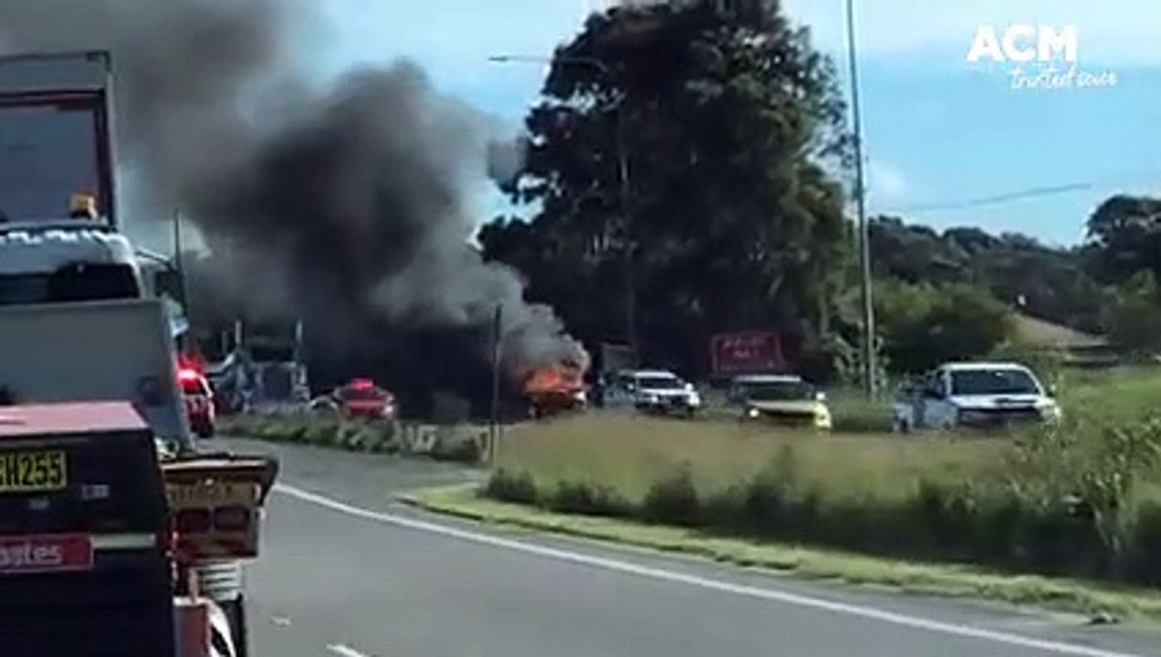 Van destroyed by fire on New England Highway at Tarro | Newcastle Herald | May 26, 2022