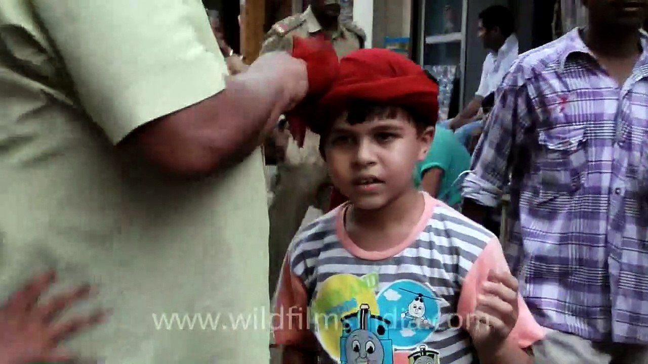 Wear an Indian turban in less than a minute!!