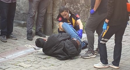 Akılalmaz olay: Hırsız kaçtığı çatıdan çocuğun üstüne düştü