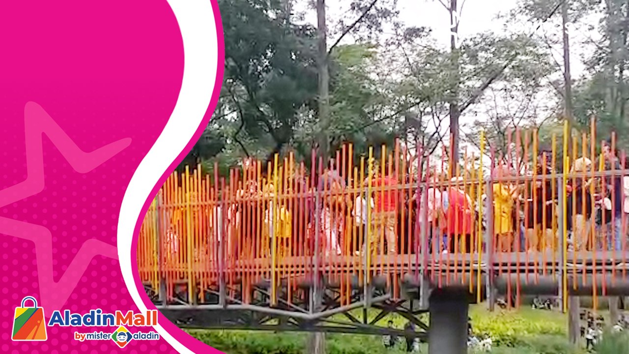 Asyiknya Liburan di Taman Eco Park Tebet, Ada yang Pacaran