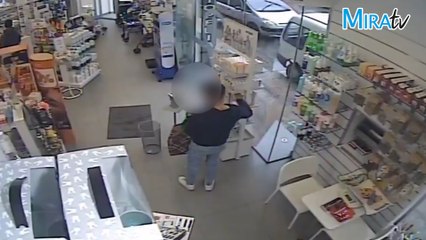 Grabado mientras robaba en farmacias de Alicante y Almería