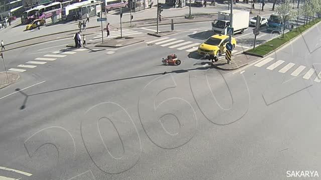 Trafik kazaları KGYS kameralarına yansıdı