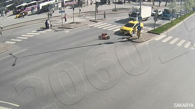 Trafik kazaları KGYS kameralarına yansıdı