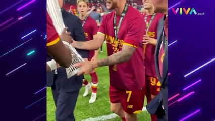 Tangis Mourinho Bawa Roma Juara Usai Puasa Gelar 14 Tahun
