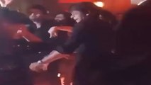Shah Rukh Khan ने Kajol और Rani के साथ लगाए Karan की Party में ठुमके, देखें Video | FilmiBeat