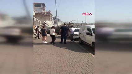 KADIKÖY'DE YIKIM YAPILAN BİNADAKİ ÇÖKME ÇEVREDEKİ ARAÇLARA ZARAR VERDİ - 3