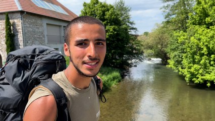 Download Video: «C’est toi qui fais Paris-Alger à pied ? Je te suis sur TikTok» : on a marché avec Mehdi (et rencontré ses fans)