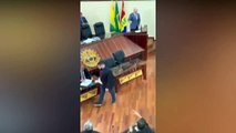 Durante briga na Assembleia do Acre, prefeito chama deputado de ‘corno’ e vai parar na UTI