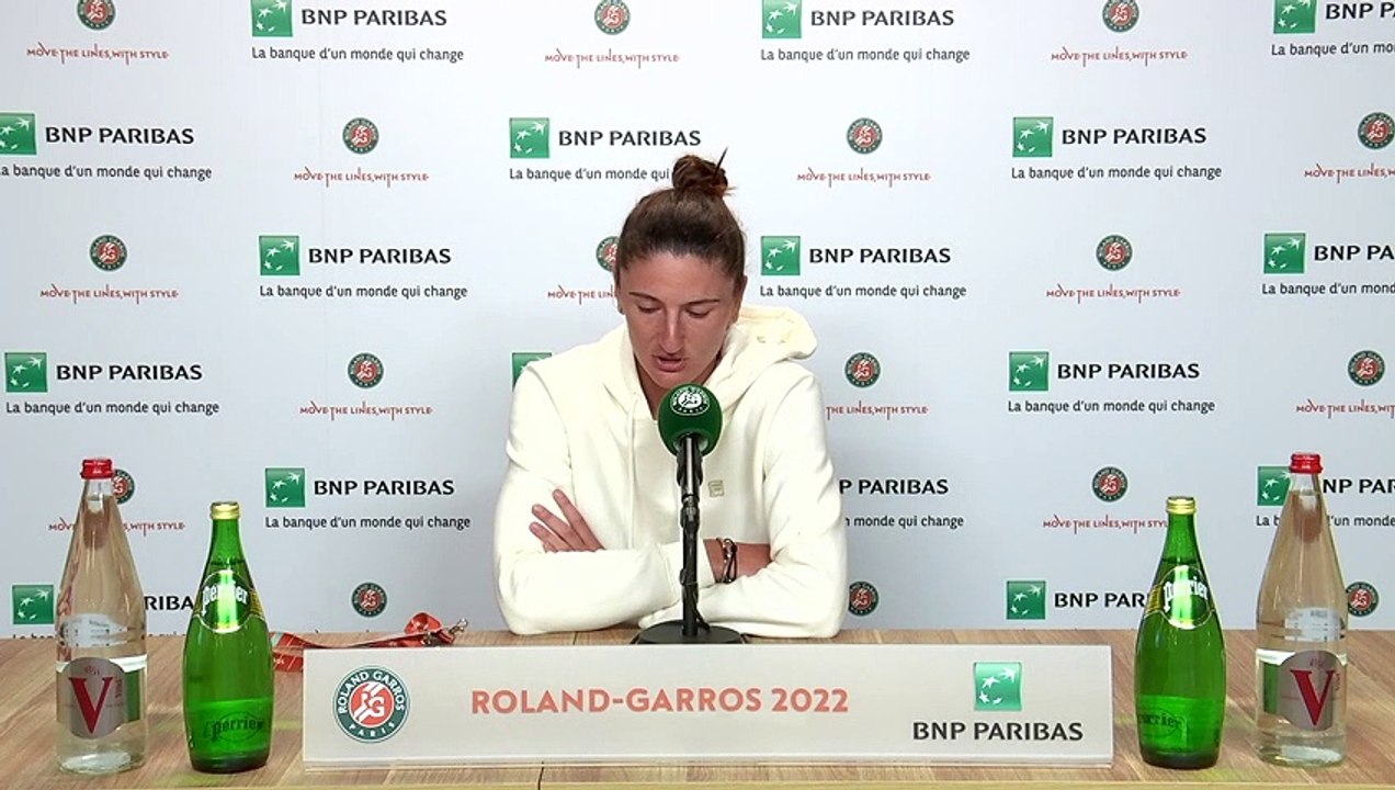 Roland-Garros 2022 - Irina-Camelia Begu : "It was a bit embarrassing for me, I don't want to talk too much about it, I swung my racket but I didn't think it would bounce so much"
