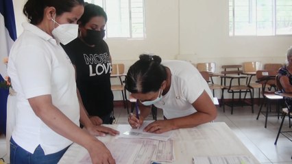 Capitalizan a protagonistas del programa Usura Cero en Madriz
