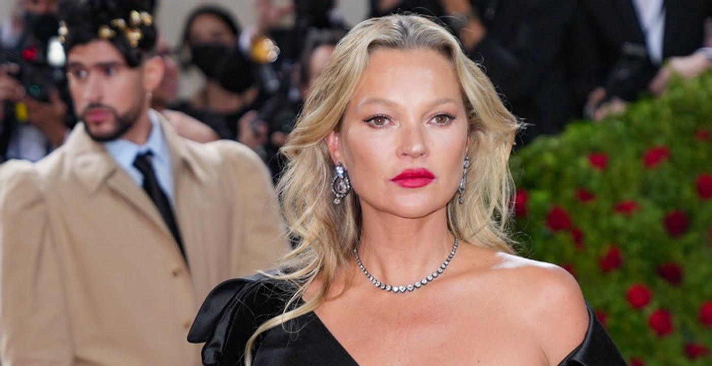 Kate Moss' Aussage im Johnny Depp Prozess: Hat er sie die Treppe runtergeschubst?