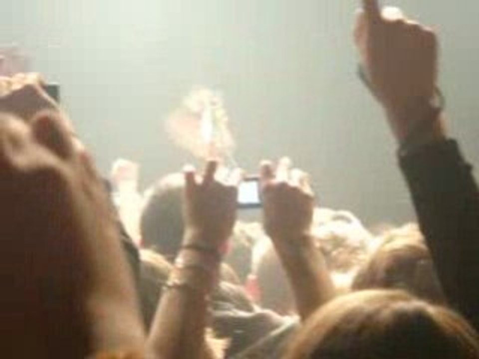 Panic At The Disco au bataclan - Build god then well talk