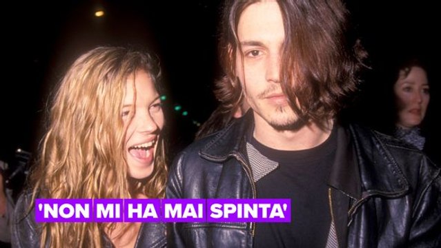 Kate Moss nega che Johnny Depp l'abbia spinta giù dalle scale