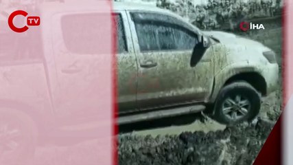 Bu kentte kış bitmiyor, 4 metreyi bulan karlı yollar dozerlerle açılıyor