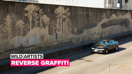 Creating art by cleaning dirt and pollution