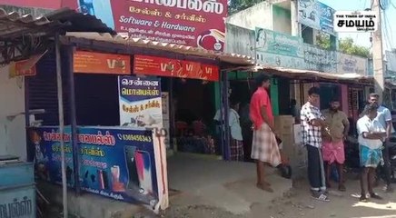 செல்போன் கடையை உடைத்து பணம், உயர் ரக செல்போன்கள் திருட்டு!