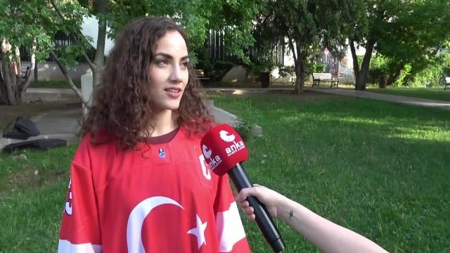 Buz Hokeyi Kadın A Milli Takımı Dünya Şampiyonasında İlk Kupasını Aldı.