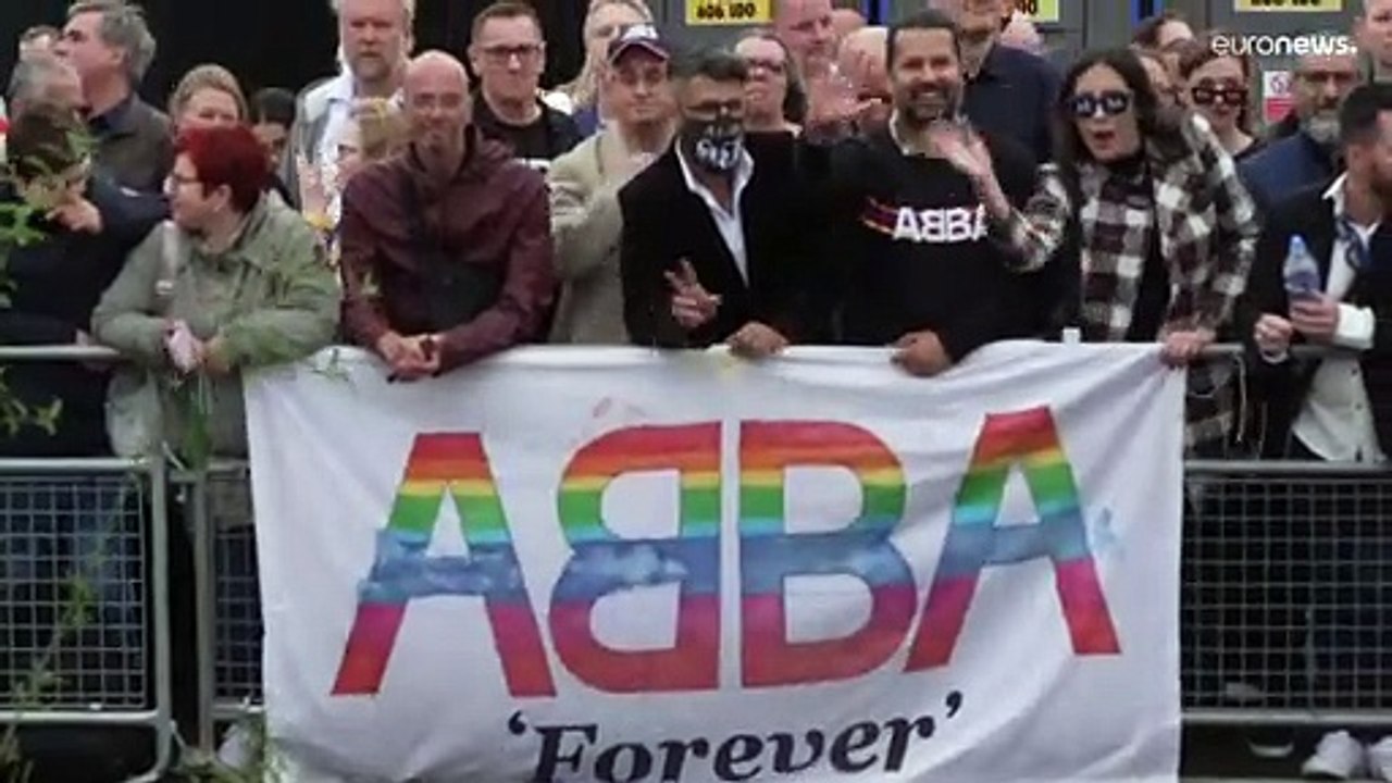 "ABBAtar", il ritorno in concerto della band pop svedese. Londra in delirio