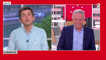 Zapping du 27/05 : Thomas Sotto dévoile les SMS de Samuel Etienne en direct