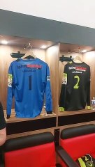 Joue-la comme un Pro - Les vestiaires (B)