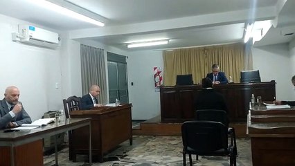 Policia condenada por no rendir las multas