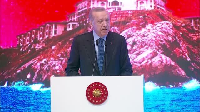 Türk demokrasisinin ödediği ağır bedellerin canlı şahidi olan Yaslıada'yı tam iki sene önce Demokrasi ve Özgürlükler Adası haline getirerek yeni bir...